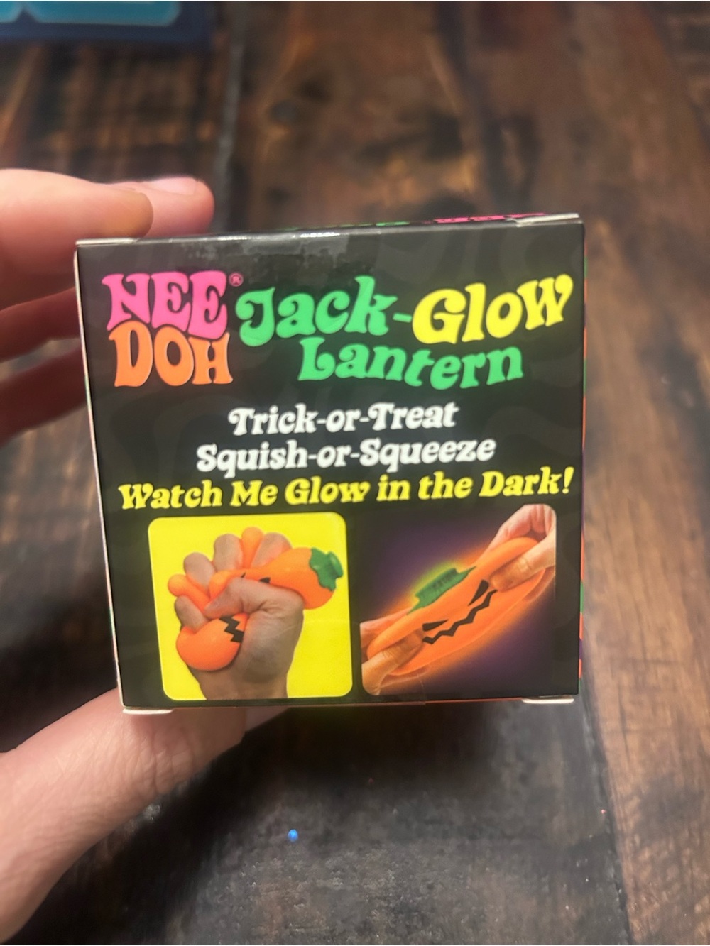 Needoh Orange Jack-O'-Lantern Kids Glow-In-The-Dark Pumpkin Squishy NWT - Picture 6 of 7